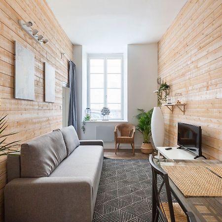 Cosmic By Cocoonr Apartment Rennes Exterior photo